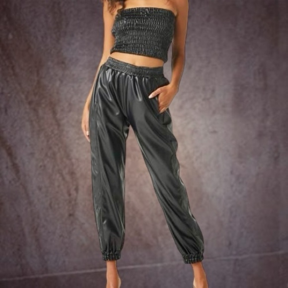 NWT MISA Los Angeles ‘Kasta’ Black Vegan Leather Jogger Pant Size XS